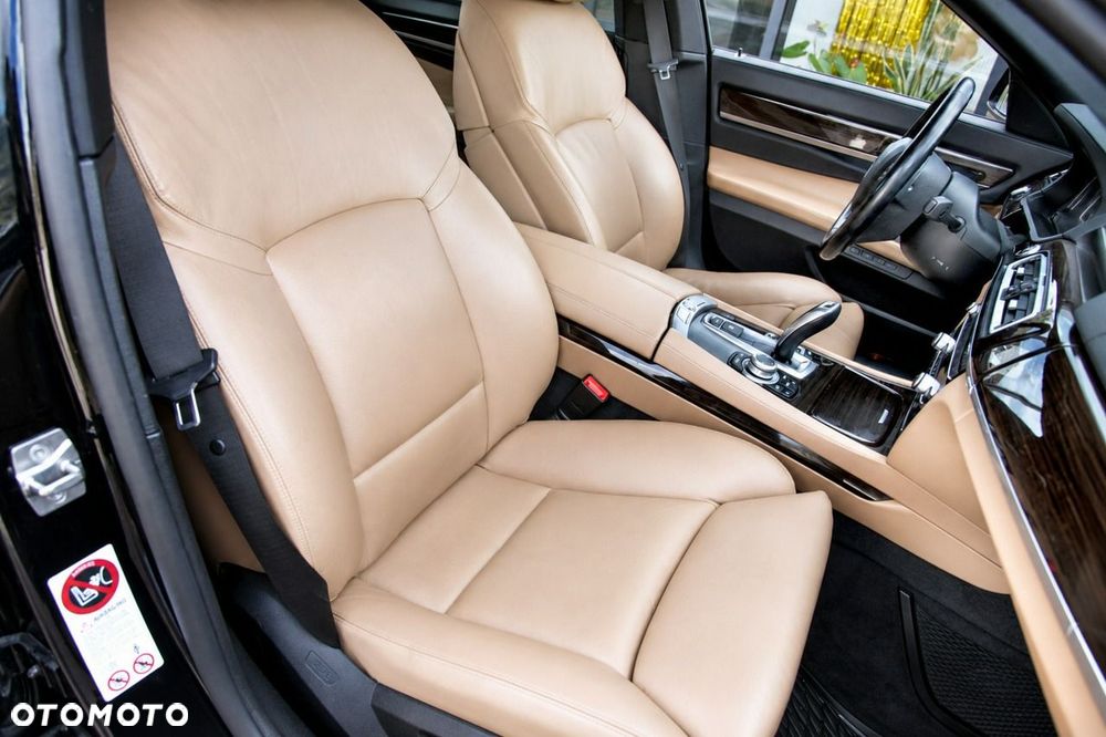 BMW Seria 7 2010