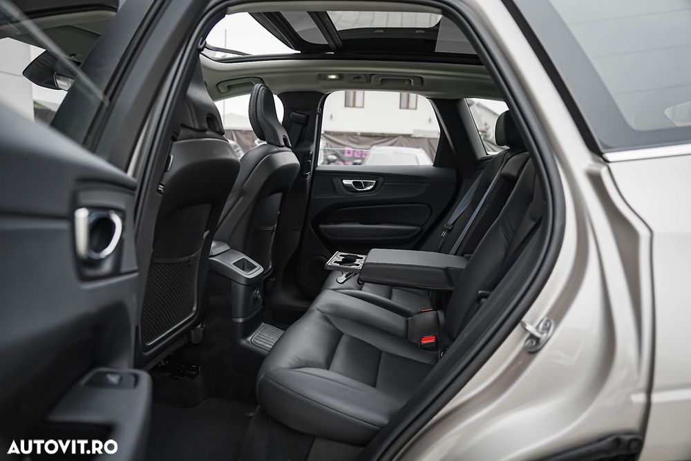 Volvo XC 60 Recharge T6 Twin Engine eAWD Inscription Expression - 18