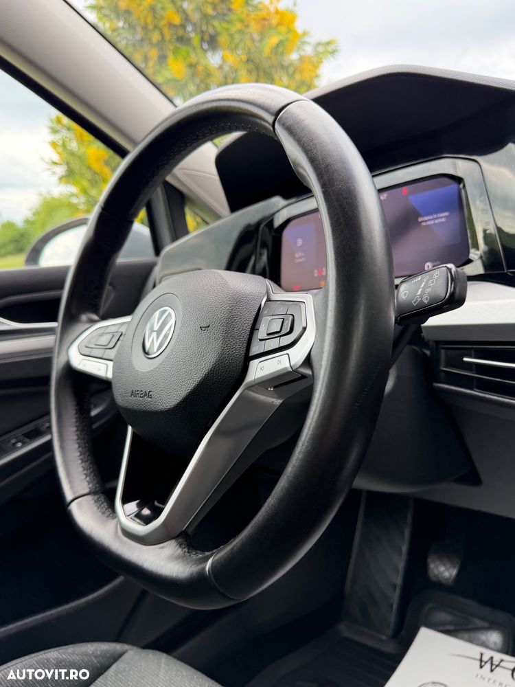 Volkswagen Golf 2.0 TDI SCR Life - 35