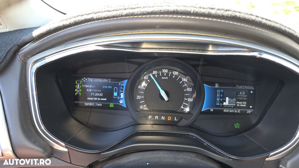 Ford Mondeo 2.0 HEV Vignale - 20