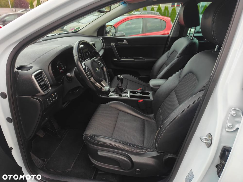 Kia Sportage 1.6 T-GDI Business Line 2WD - 6