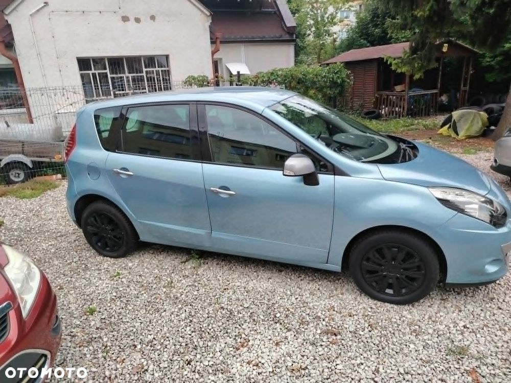 Renault Scenic 1.6 16V 110 Dynamique - 4