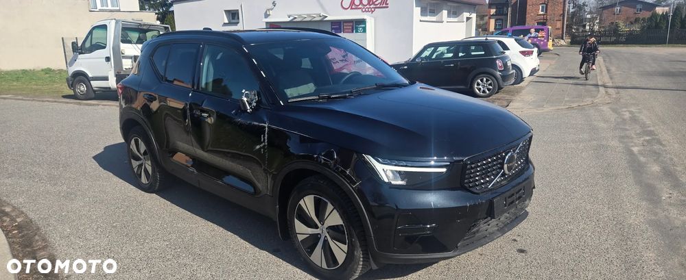 Volvo XC 40 T2 Plus Dark - 22