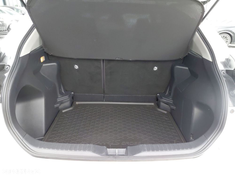 Toyota Yaris Cross Hybrid 1.5 Comfort - 13