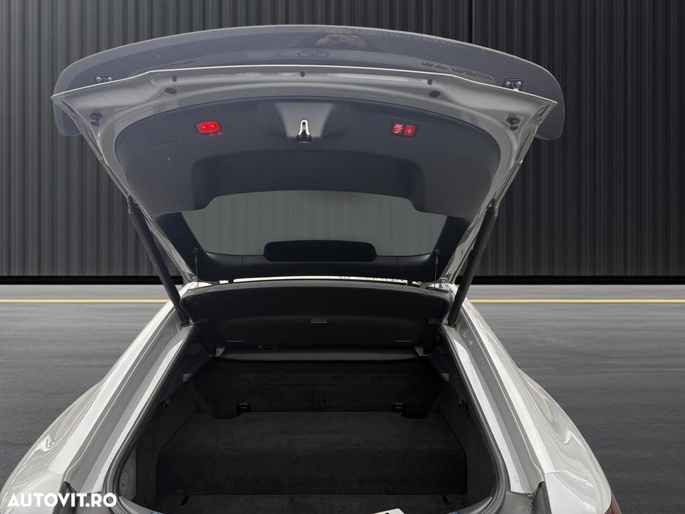 Mercedes-Benz AMG GT - 16