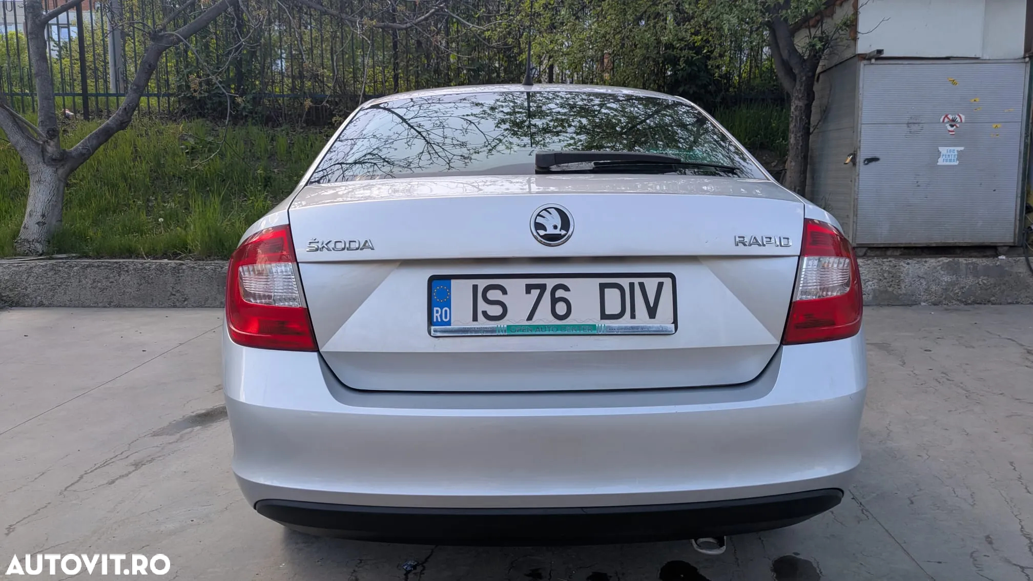 Skoda RAPID 1.2 TSI Active - 8