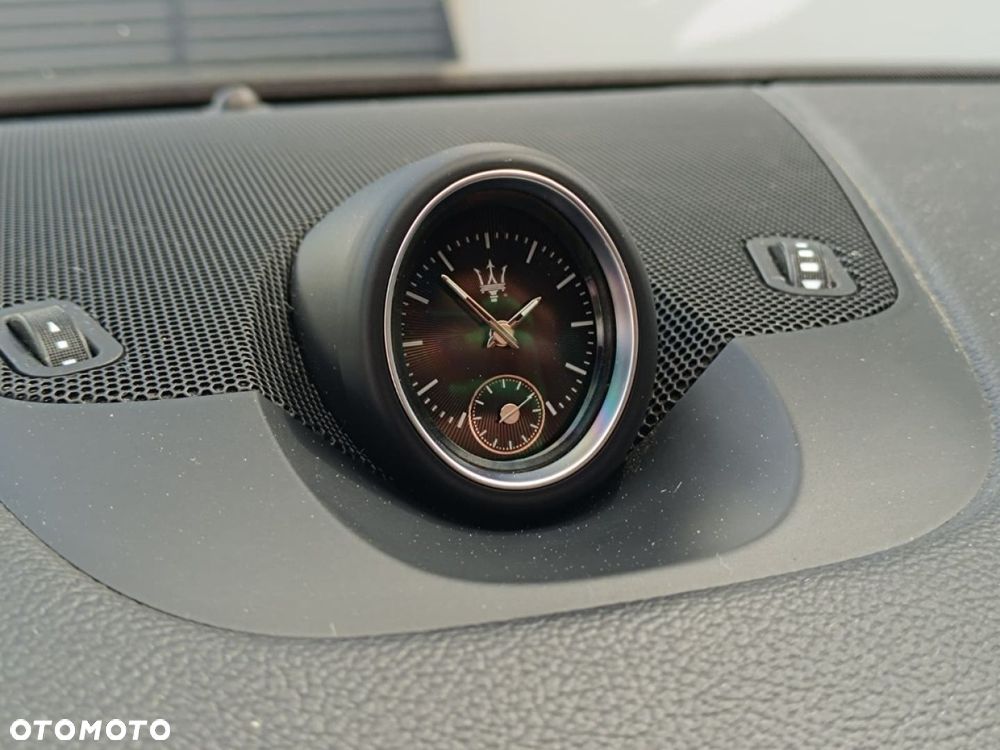 Maserati Levante - 30