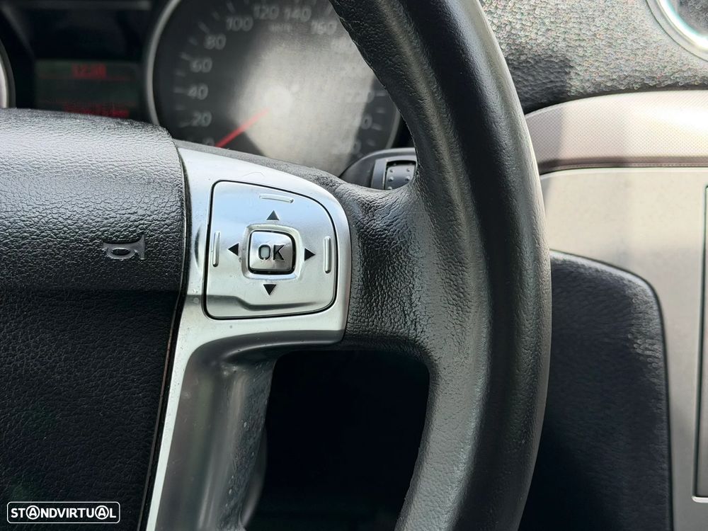 Ford S-Max 1.8 TDCi Titanium 7L - 14