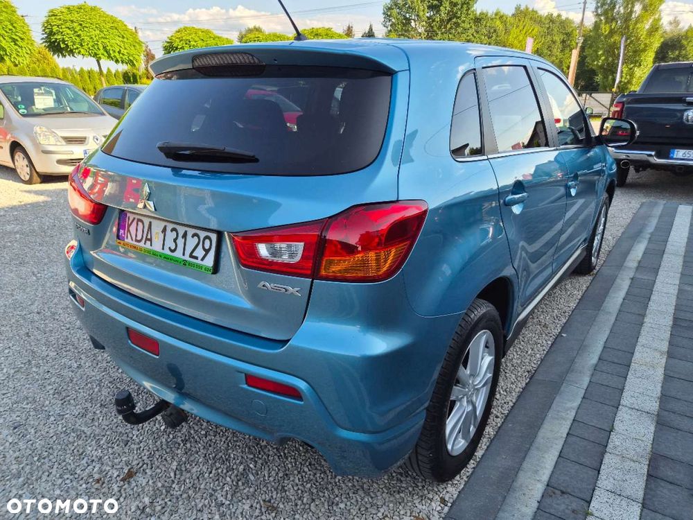 Mitsubishi ASX - 9
