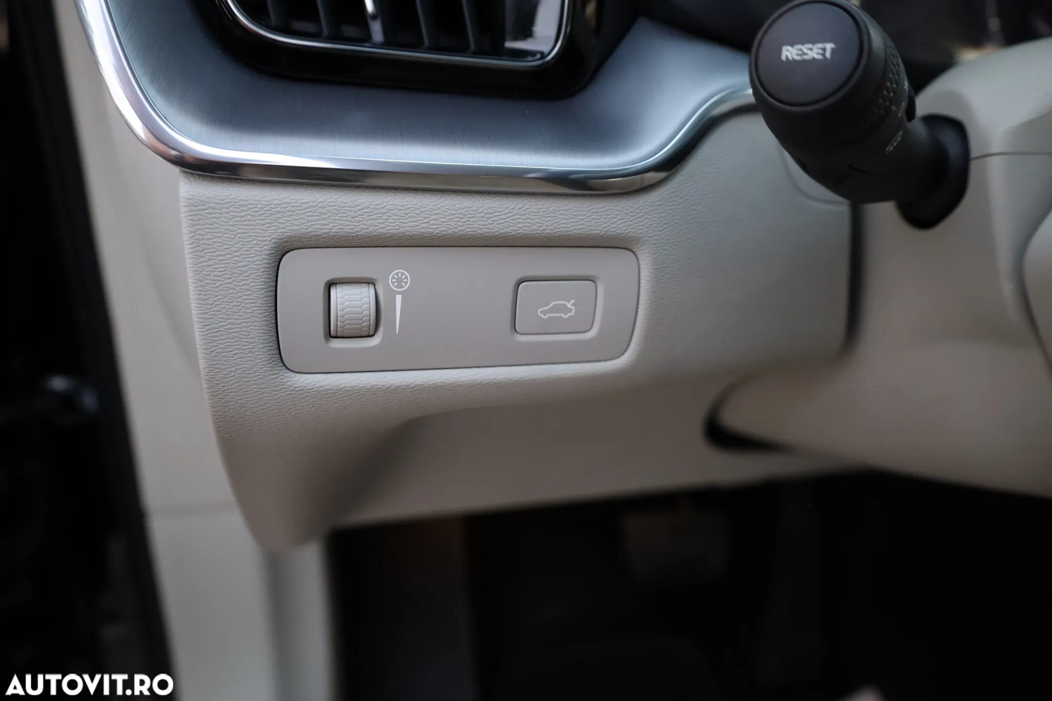 Volvo XC 60 B4 D Geartronic Momentum - 21