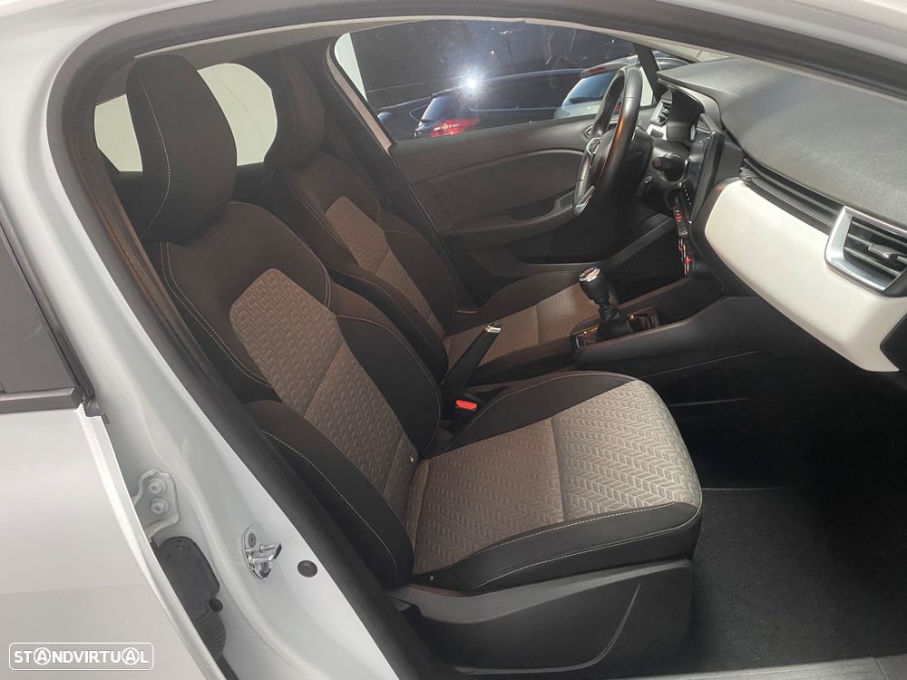 Renault Clio 1.0 TCe Evolution - 10