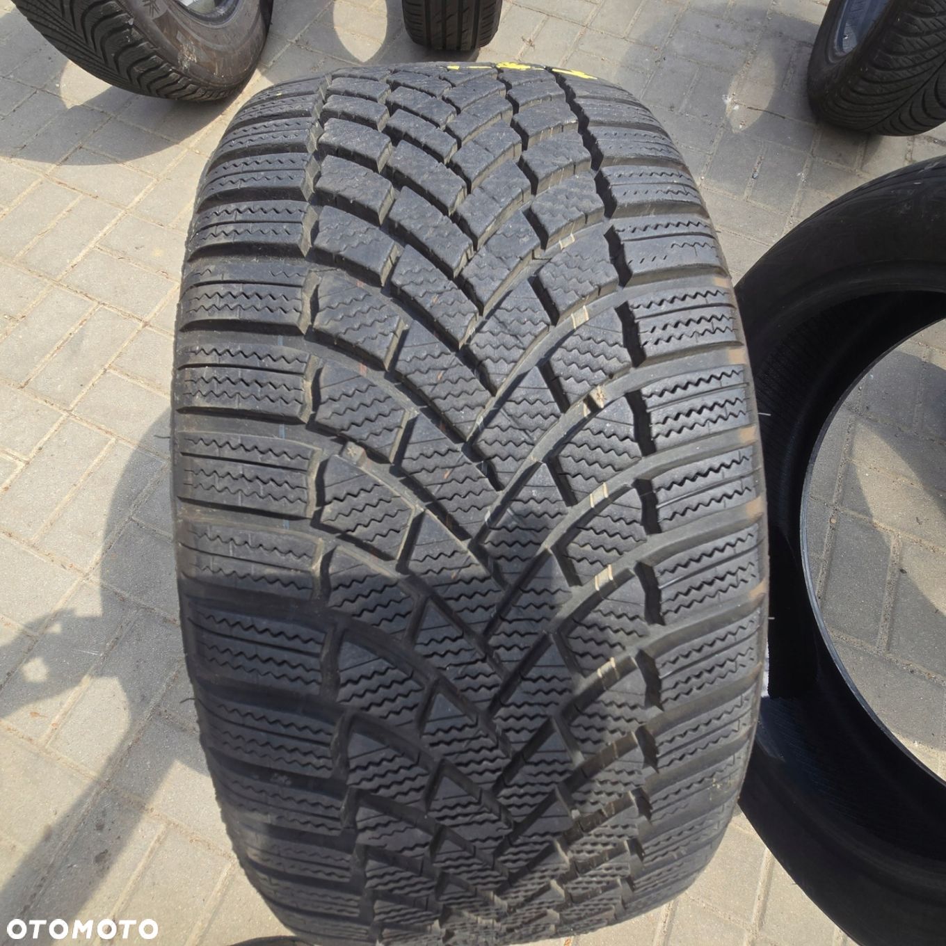 BRIDGESTONE BLIZZAK LM005 225/40R18 92V 23R 1X - 1