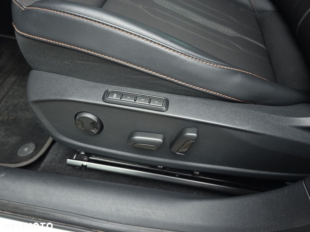 Cupra Formentor 1.4 e-Hybrid DSG - 21