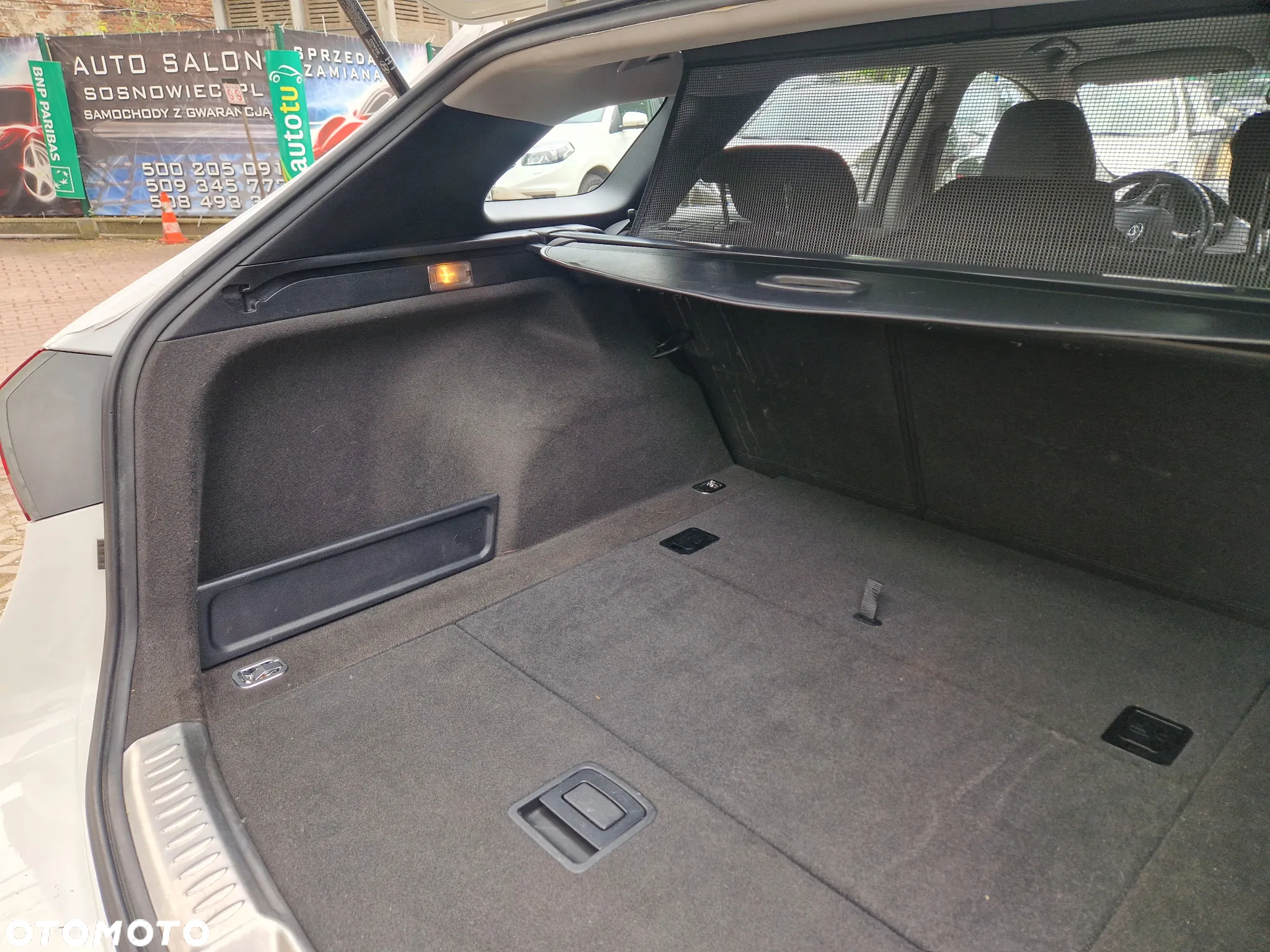 Hyundai i40 Kombi blue 1.6 Family+ - 6