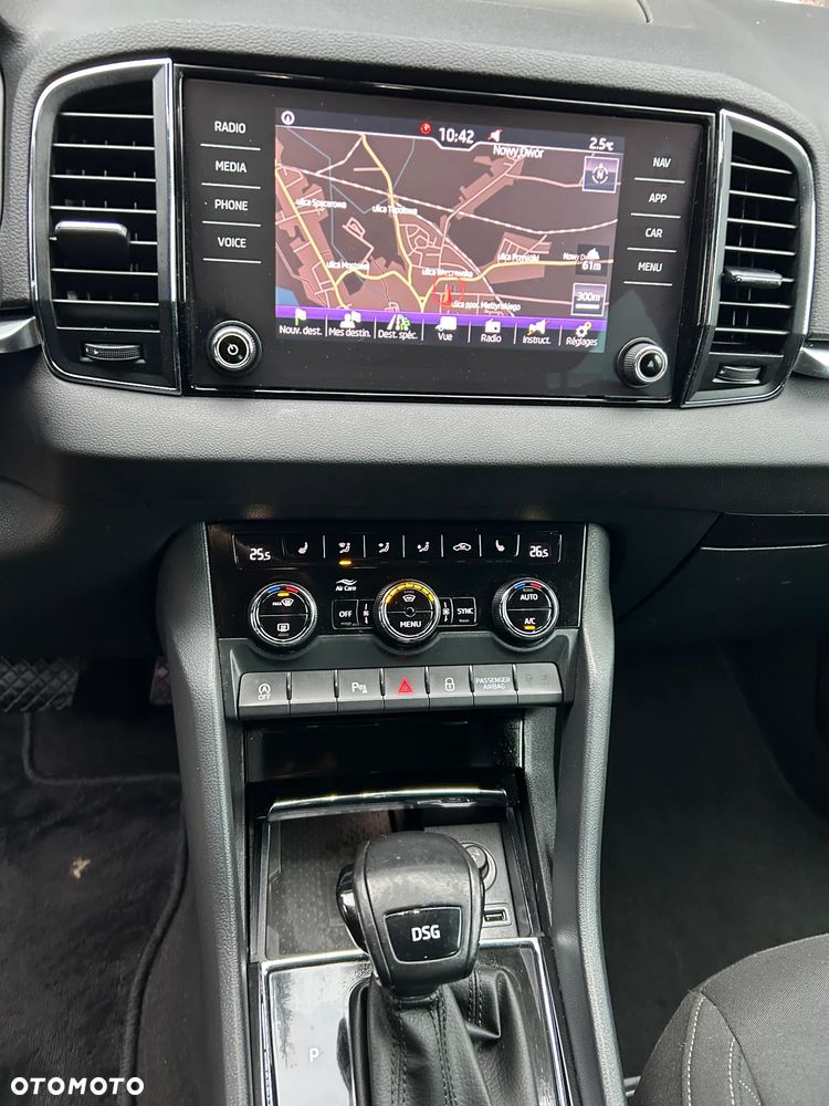 Skoda Karoq 1.6 TDI SCR DSG Style - 11