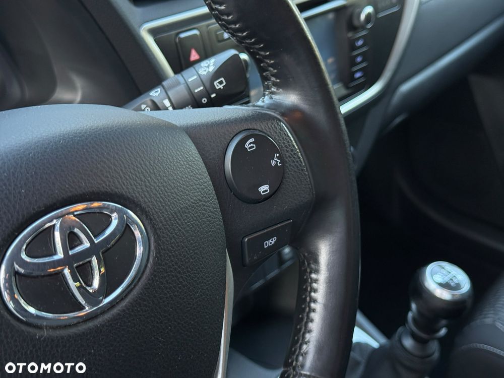 Toyota Auris 1.6 Valvematic Edition - 19