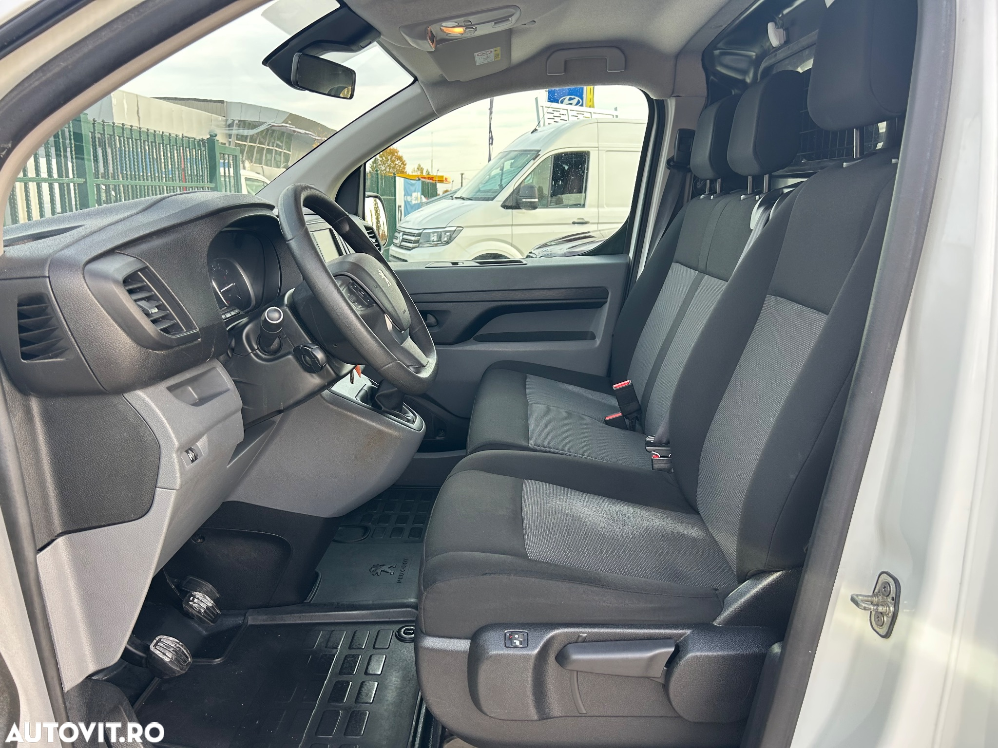 Peugeot Expert L2H1 - 20
