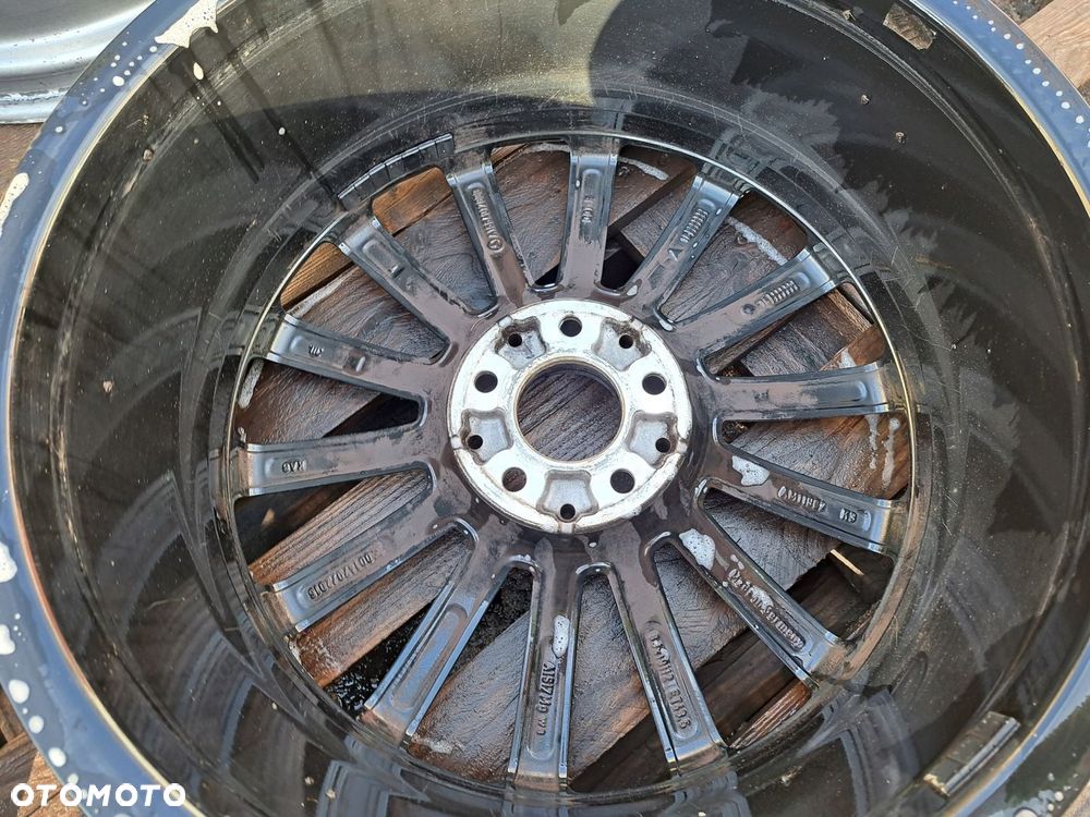 Oryg. Mercedes GLA 156 A156 A1564012800 8j 19 et43.5 AMG 4906 R-D - 2