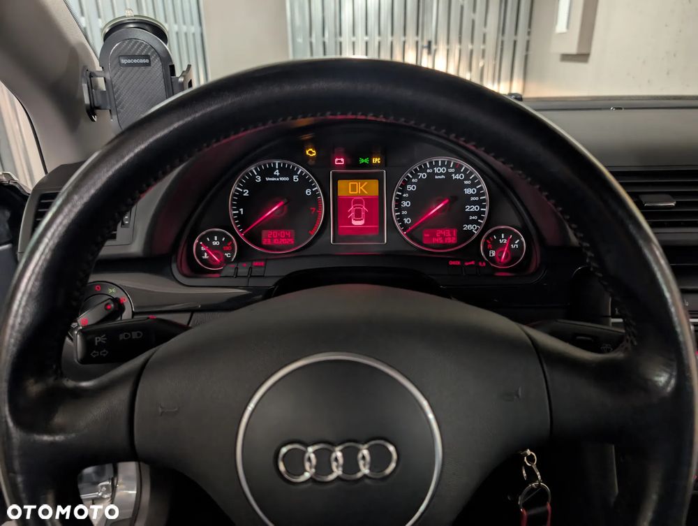 Audi A4 Limousine - 24