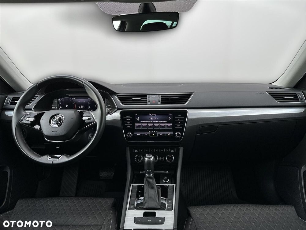 Skoda Superb 1.5 TSI Ambition DSG - 8