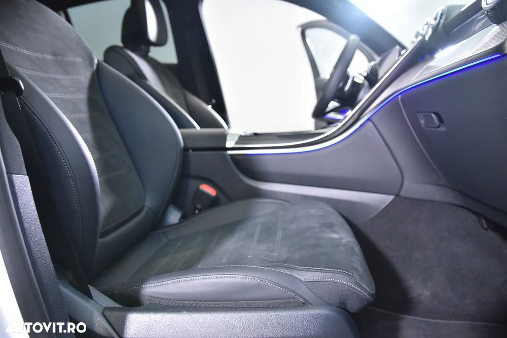 Mercedes-Benz GLC Coupe 300 4Matic 9G-TRONIC Edition AMG Line - 12