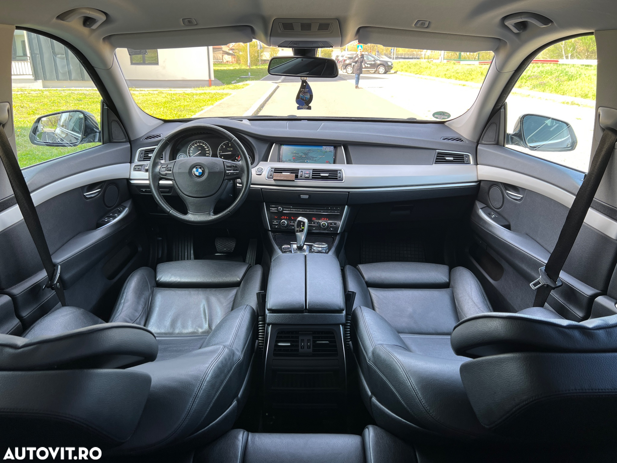BMW Seria 5 530d xDrive Gran Turismo Aut. - 9