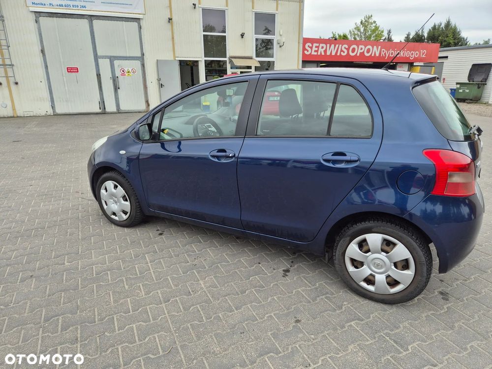 Toyota Yaris - 9