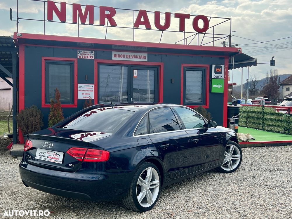 Audi A4 1.8 TFSI Ambiente - 2
