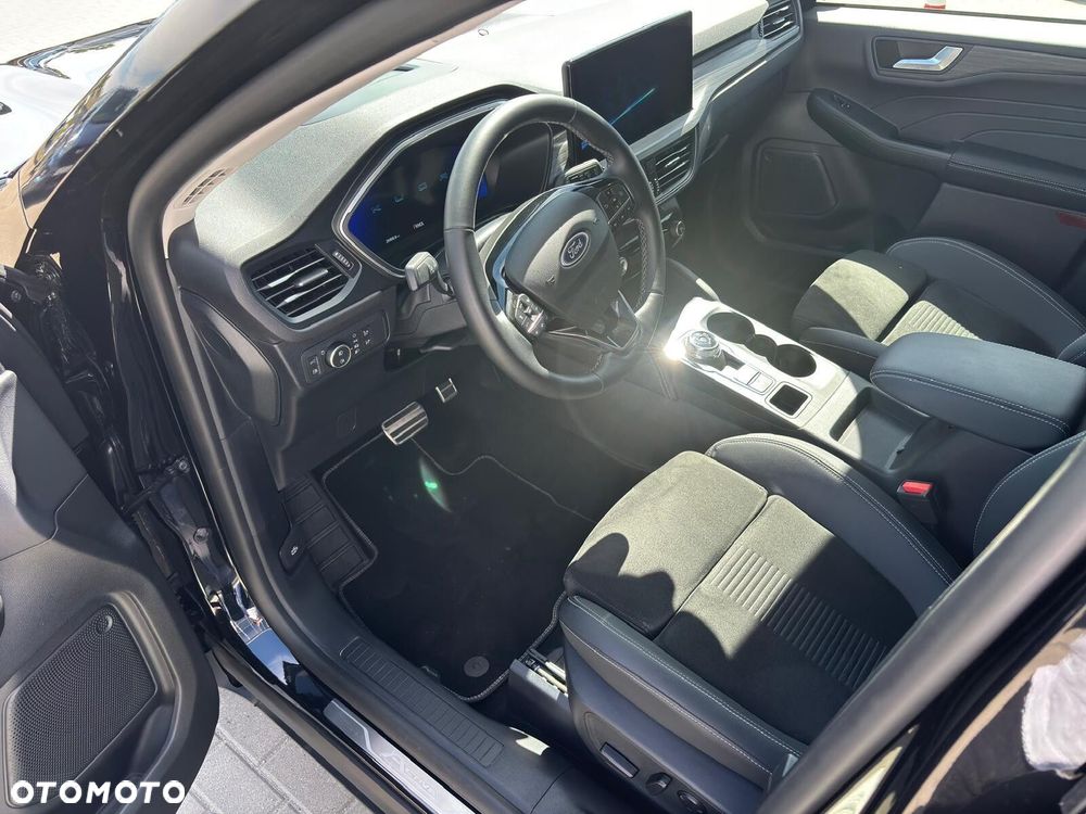 Ford Kuga - 15