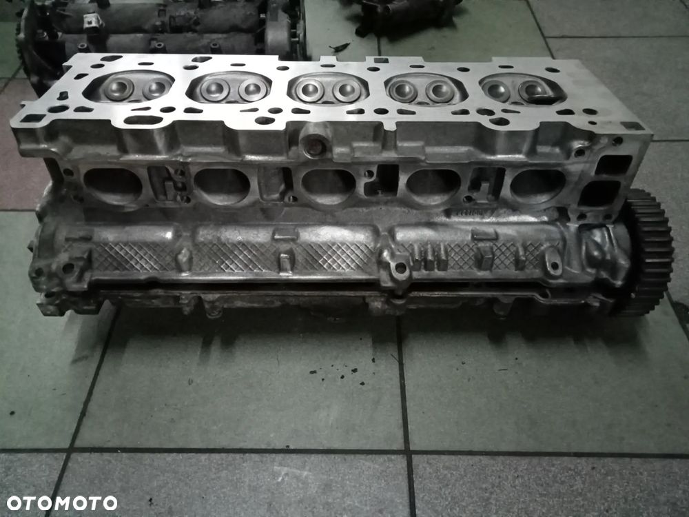 głowica volvo 2.4 b 1001837 po regeneracji - 4