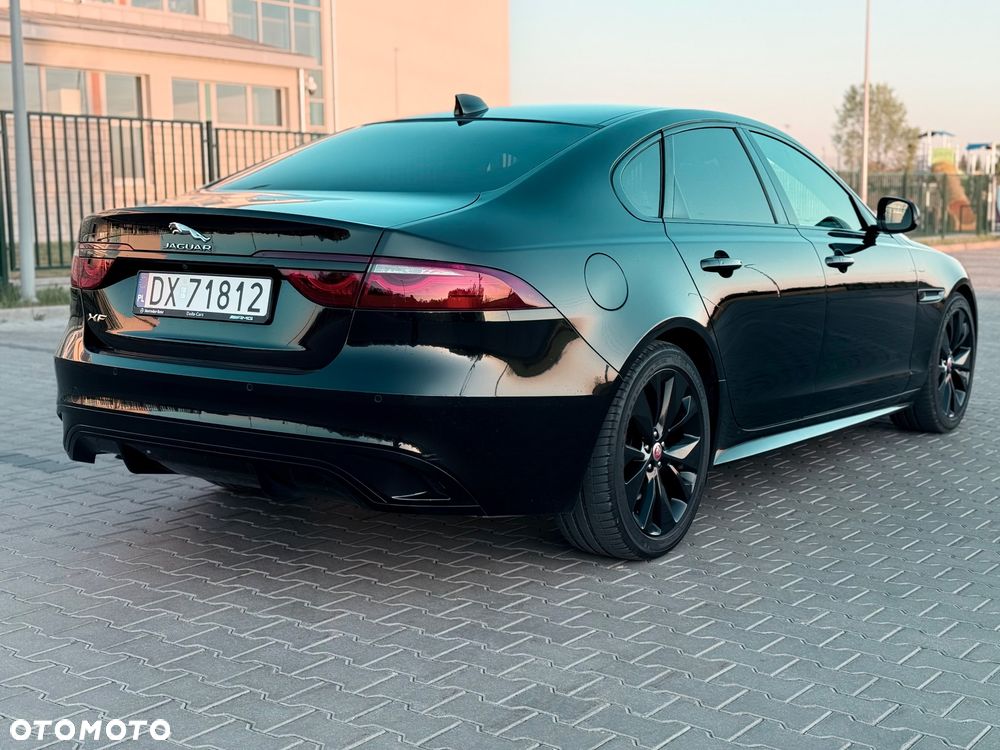 Jaguar XF D200 R-Dynamic SE - 8