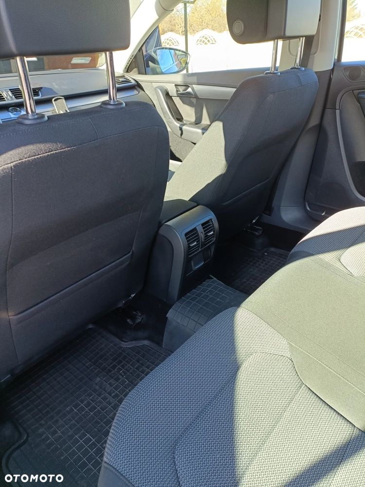 Volkswagen Passat 2.0 Blue TDI SCR Comfortline - 10