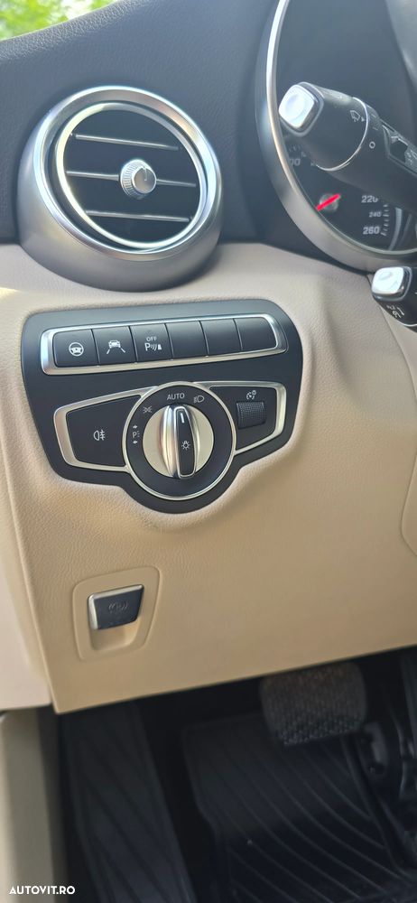 Mercedes-Benz GLC - 36