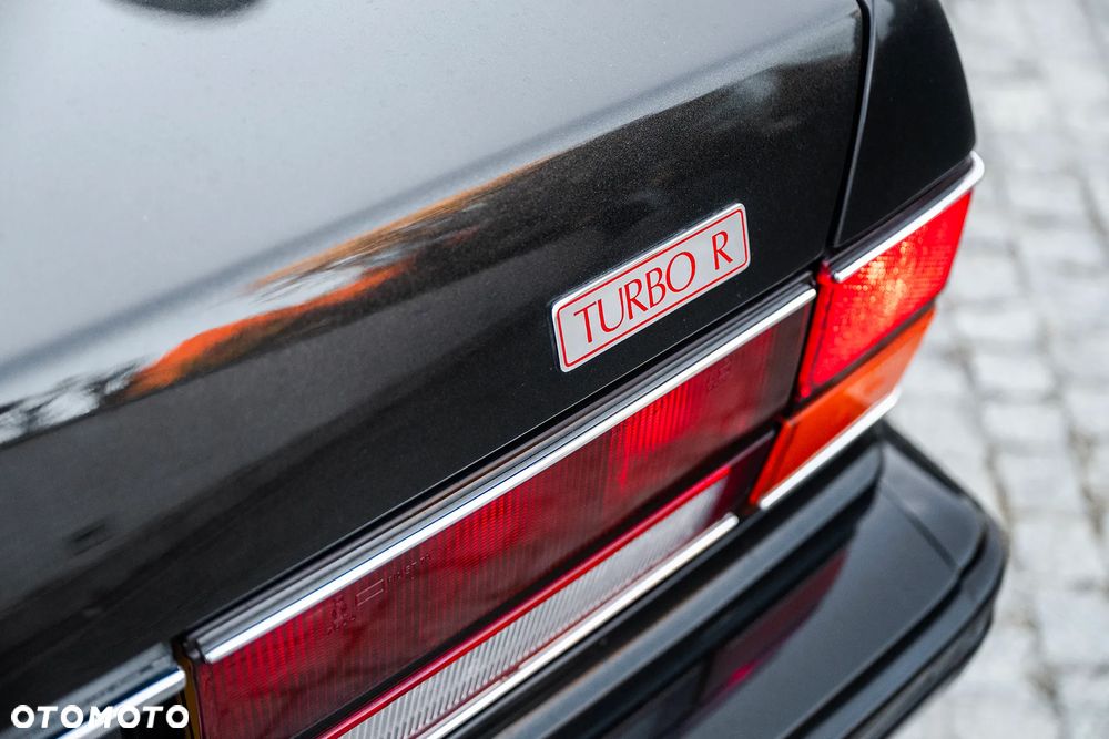 Bentley Turbo R - 12