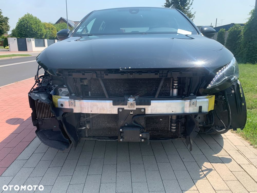 Peugeot 308 BlueHDi FAP 180 EAT8 Stop & Start GT - 8