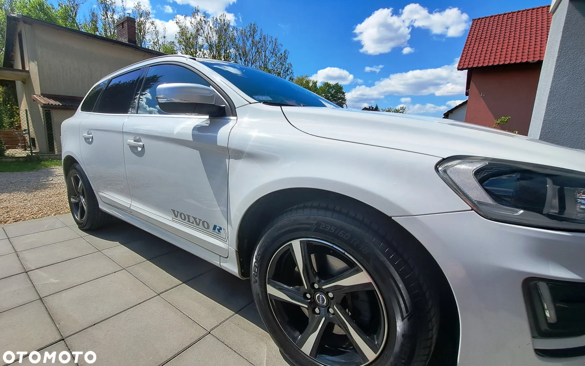 Volvo XC 60 D4 Drive-E Momentum - 3