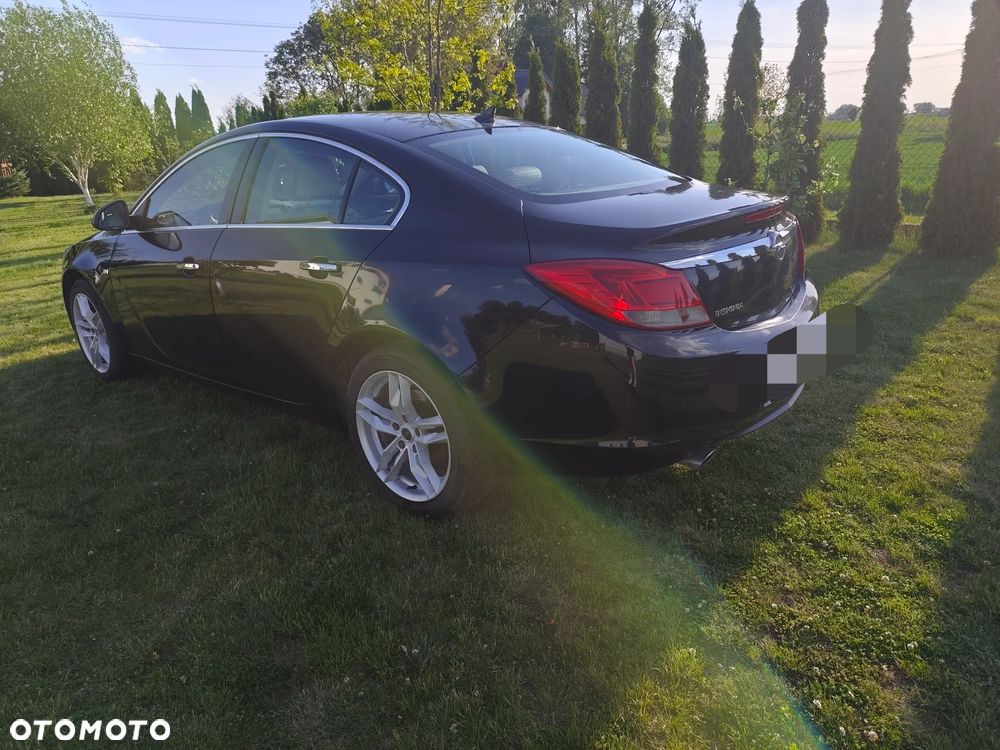 Opel Insignia 1.8 - 4