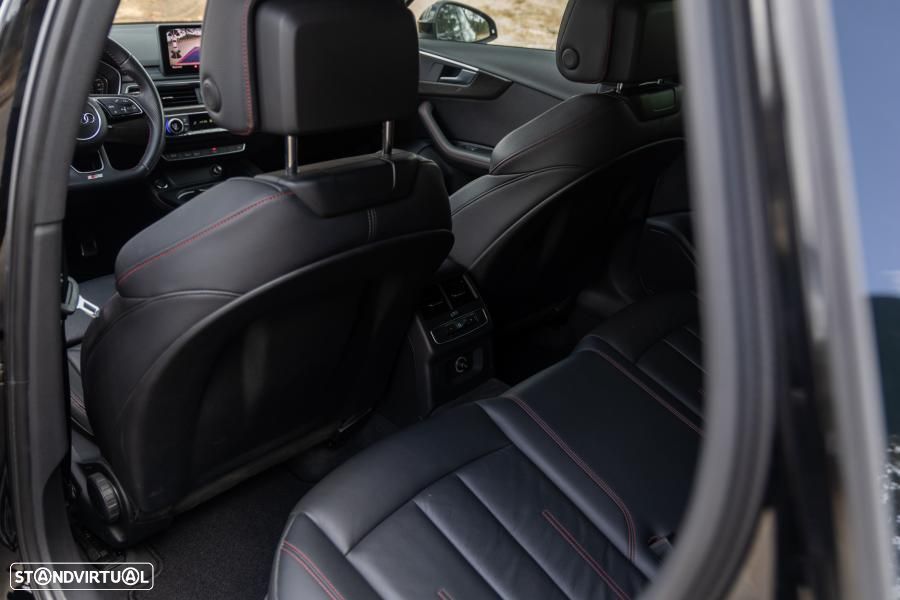Audi A4 Avant 2.0 TDI quattro S-line S tronic - 29