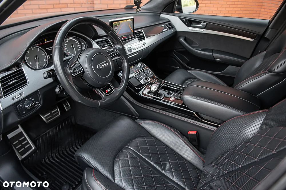 Audi S8 Plus 4.0 TFSI Quattro - 15
