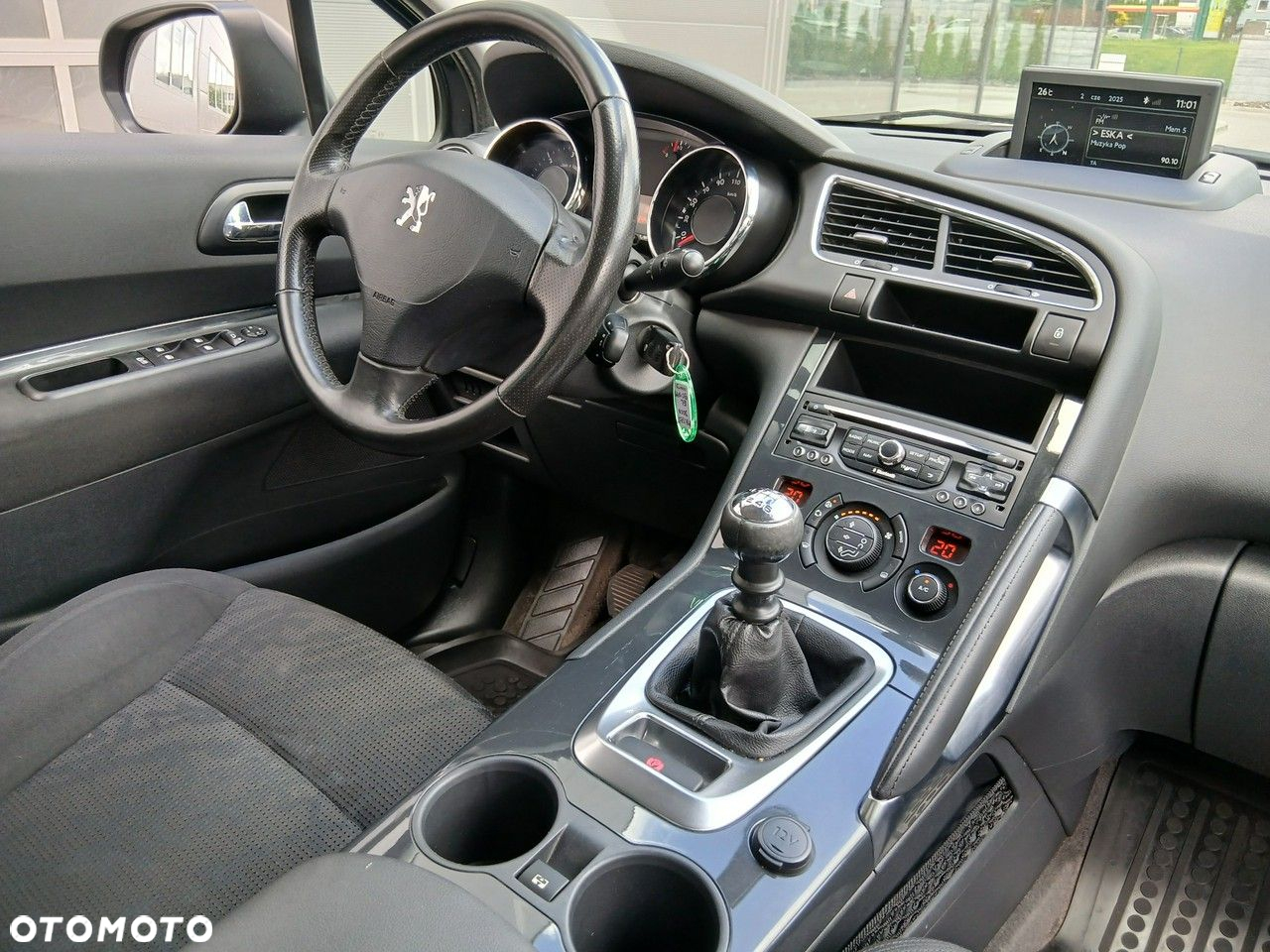 Peugeot 3008 - 18