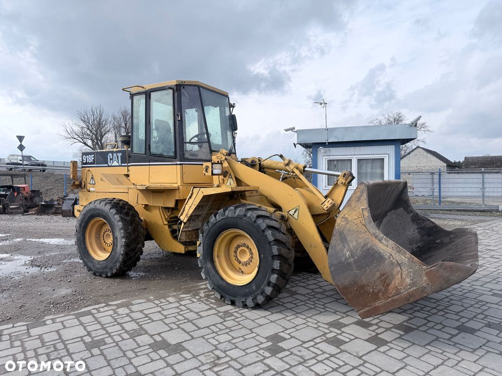 Caterpillar 918F - 1