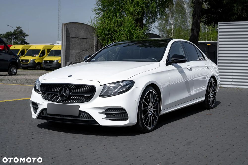 Mercedes-Benz Klasa E 220 d 4-Matic 9G-TRONIC - 10
