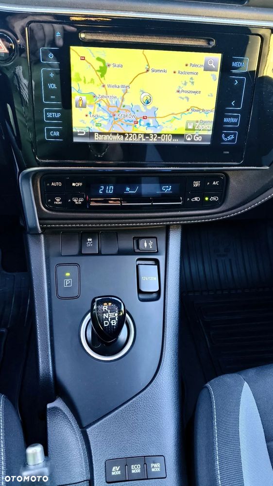 Toyota Auris 1.8 HSD Prestige - 15