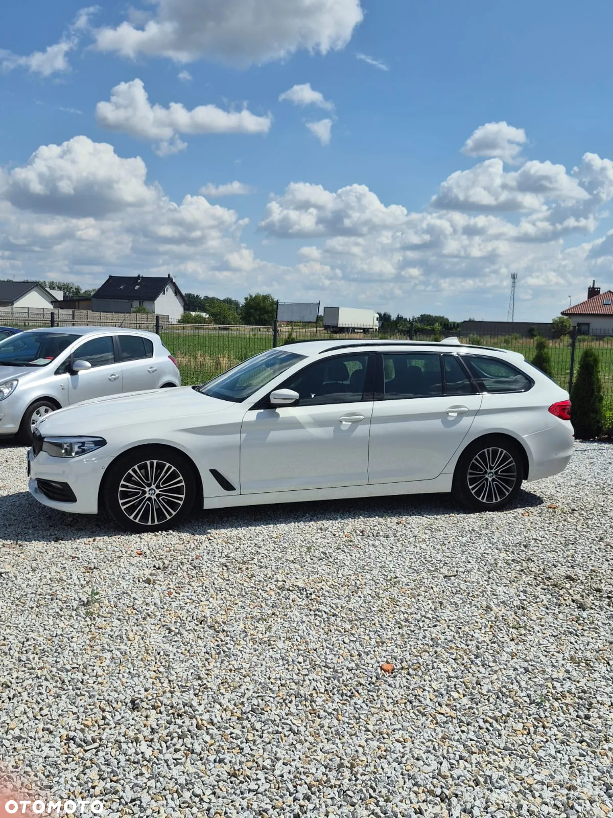 BMW Seria 5 520d Sport Line - 6