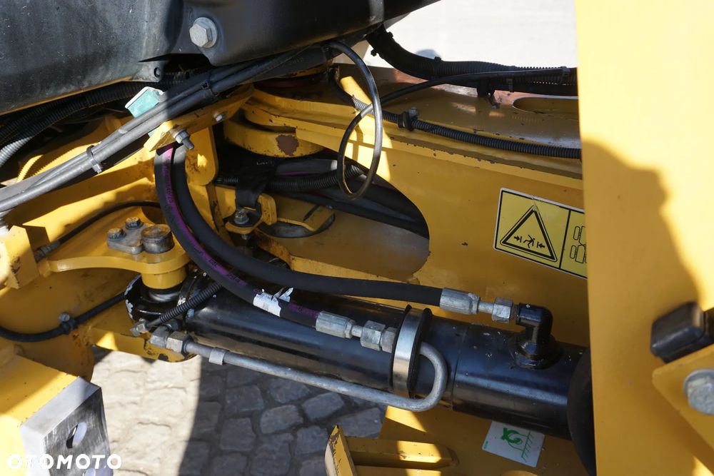 Caterpillar 906 H2, z Niemiec - 12