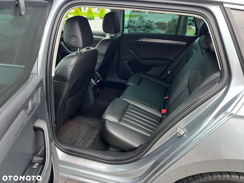 Skoda Superb 2.0 TDI Ambition - 19