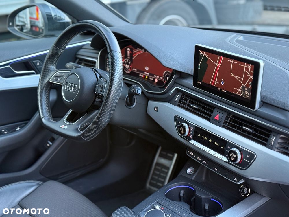 Audi A4 Avant 2.0 TDI Sport S tronic - 33