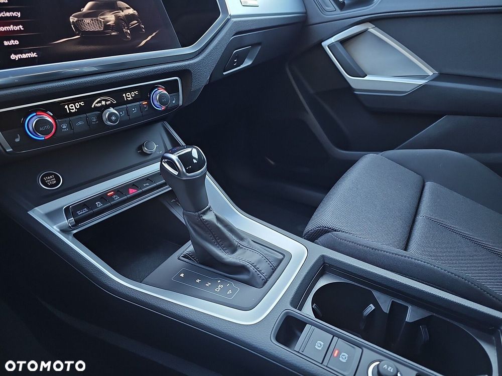 Audi Q3 Sportback - 16