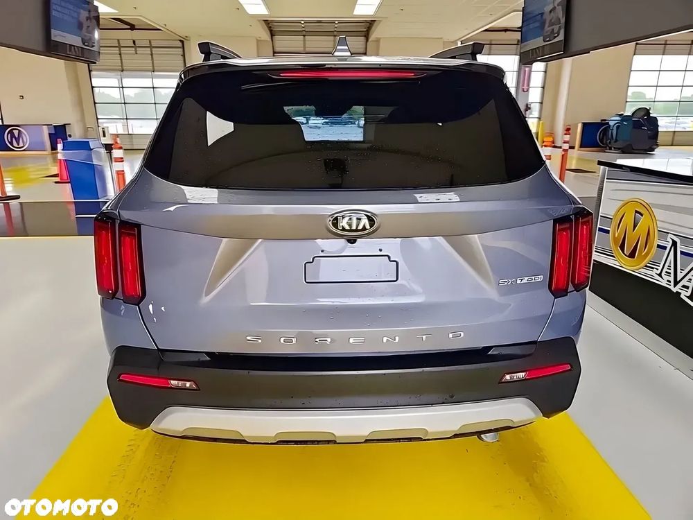 Kia Sorento - 6