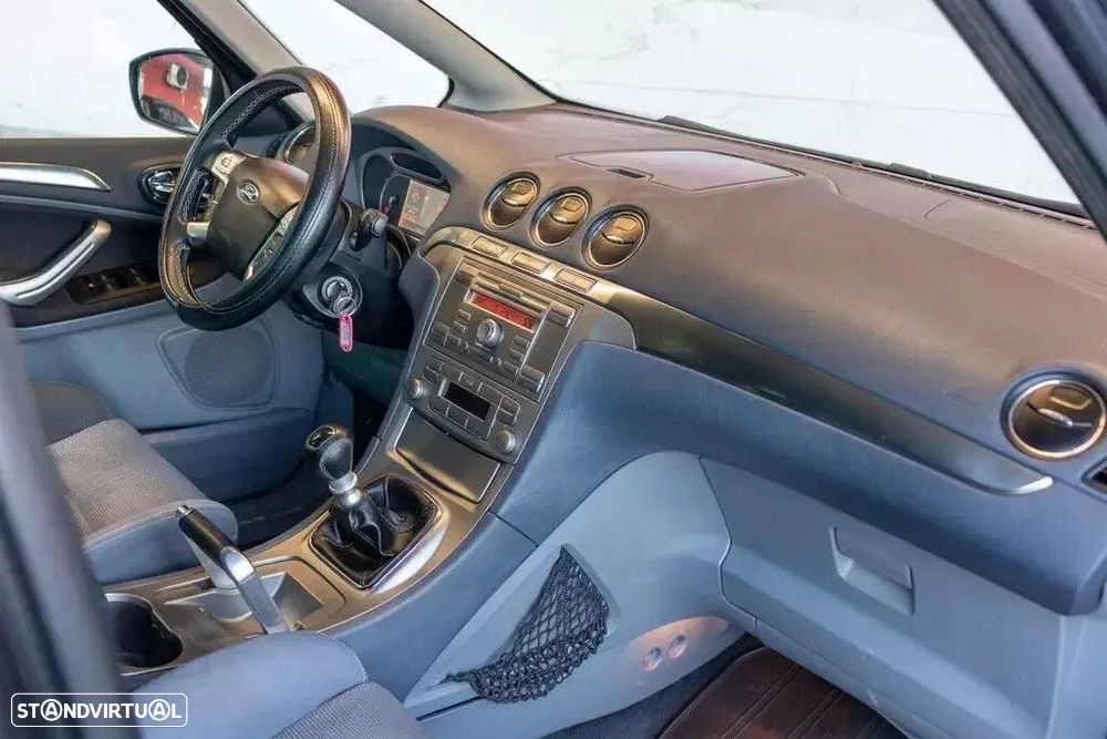 Ford S-Max 1.8 TDCi Titanium 7L - 16